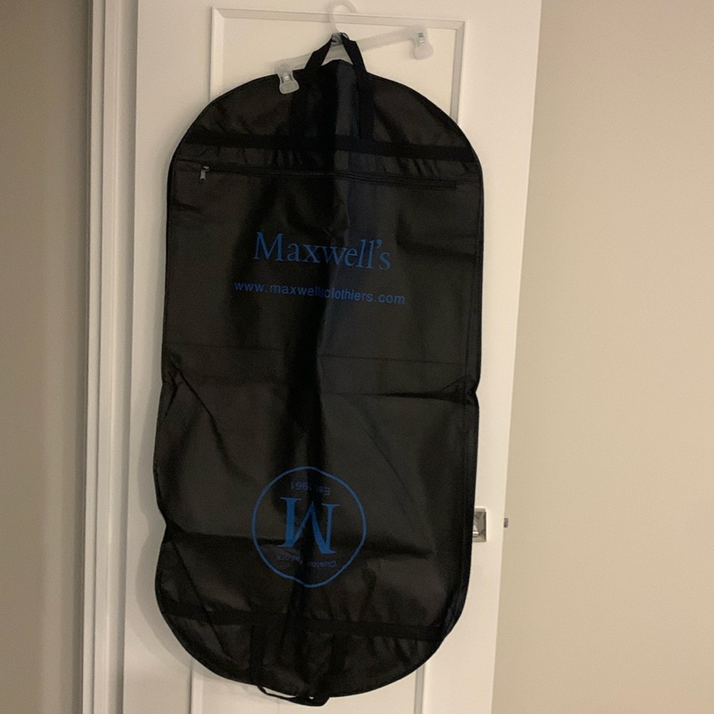 New large black garment bag